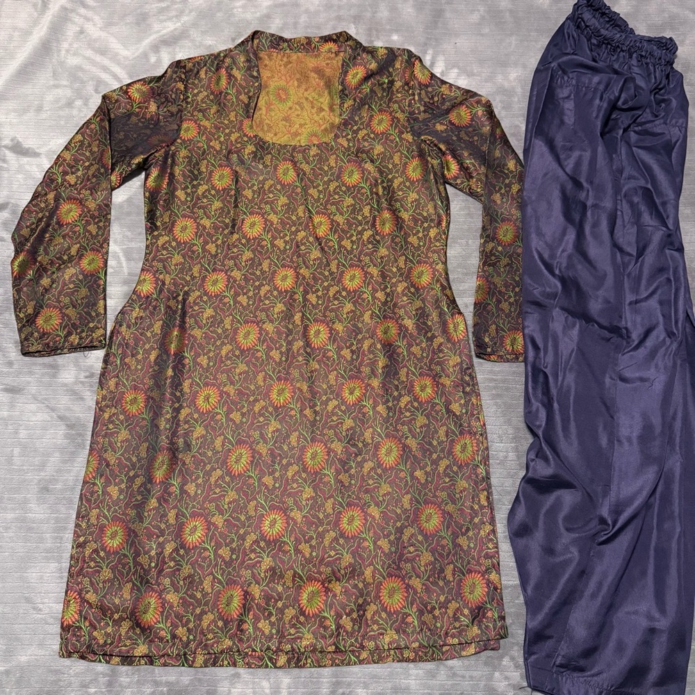 Pakistani Silk Salwar Kameez